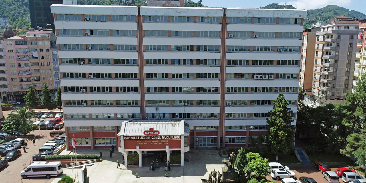 ÇAYKUR 2025 Yılı Yaş Çay Sezonunu Açtı