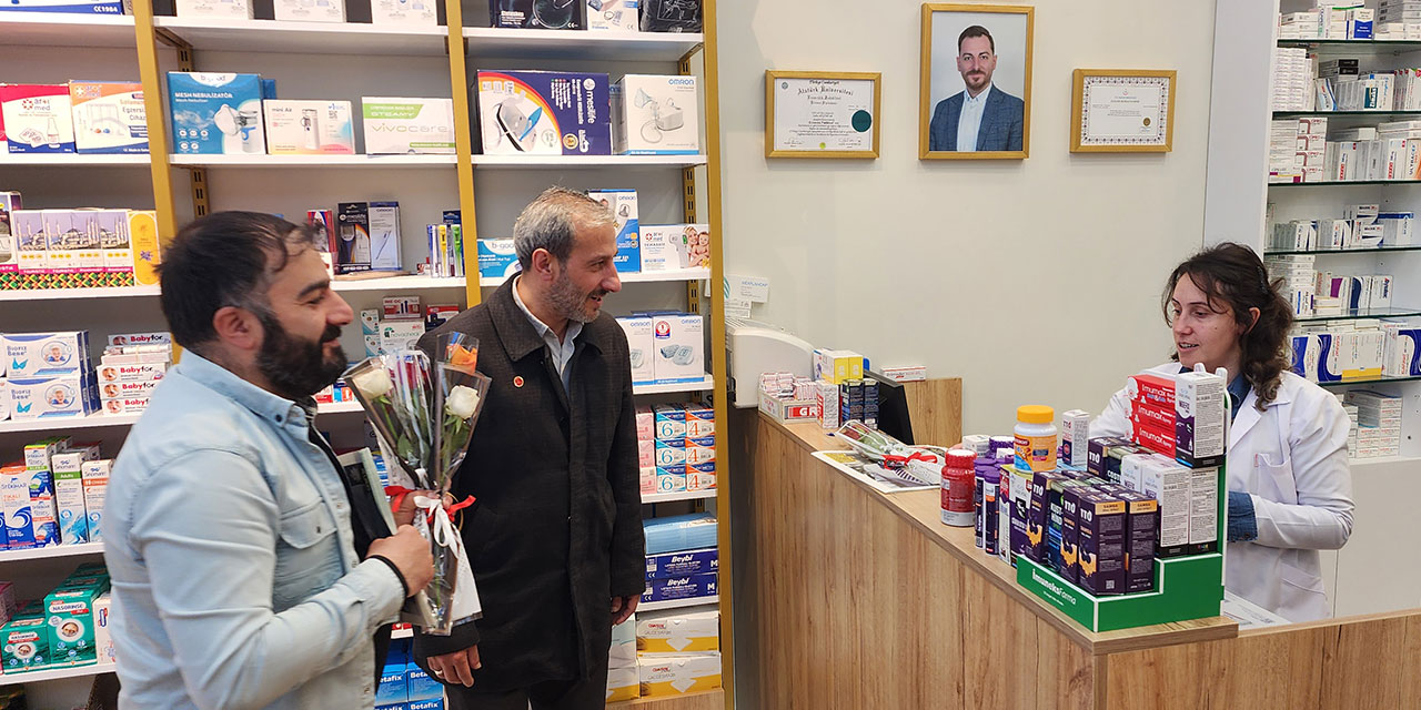 Saadet Partisi Rize, Eczacılar Günü'nü Kutladı