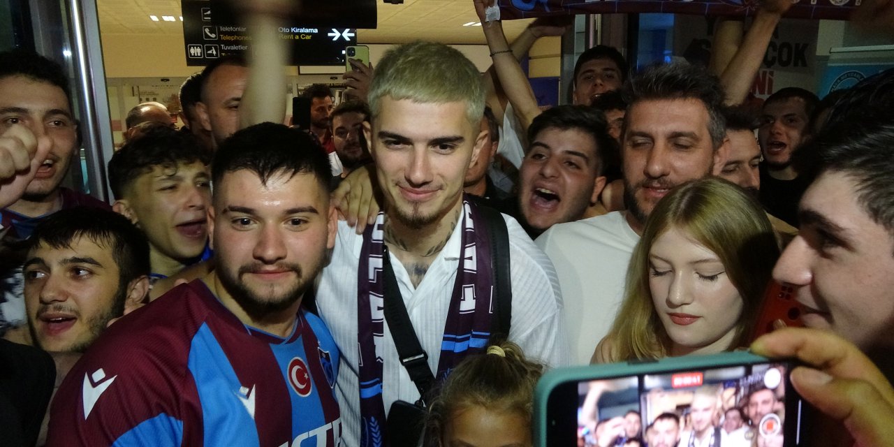 Berat Özdemir: Trabzonspor Masadaysa Benim İçin Konu Kapanmıştır