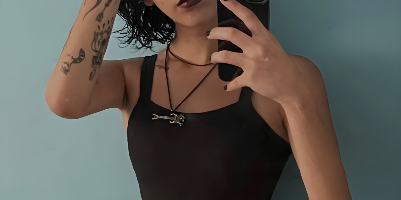 Üniversite Öğrencisi Nazlı, Evinde Ölü Bulundu