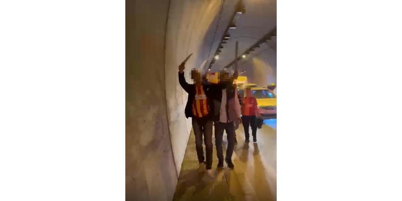 Döner bıçağıyla şampiyonluk kutlamasına 2 gözaltı