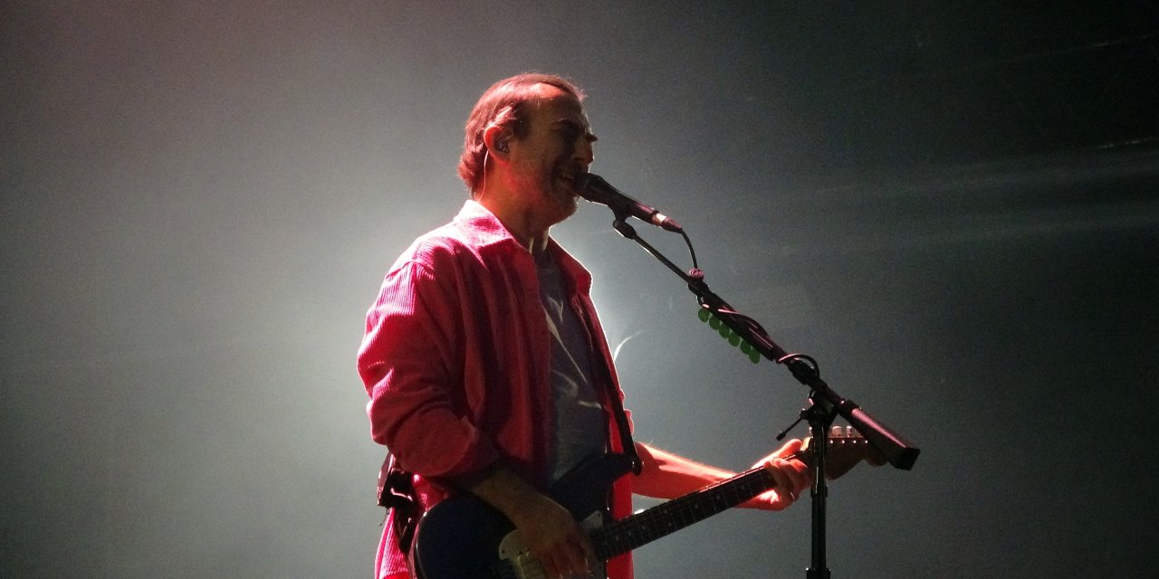 Bursa'da 19 Mayıs Kutlamaları Kapsamında Mor Ve Ötesi İle Hayko Cepkin Konser Verdi