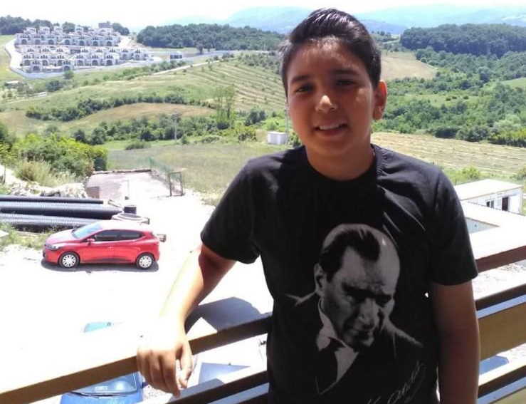 Yalova'da 7 yıl önce öldürülen Kerem’in arkadaşının annesi cinayet şüphesiyle yargılanmaya başlandı