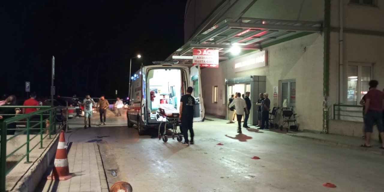 Arkadaşının Asker Eğlencesindeki Bıçaklı Kavgayı Ayıran Mahalle Bekçisi Ağır Yaralandı