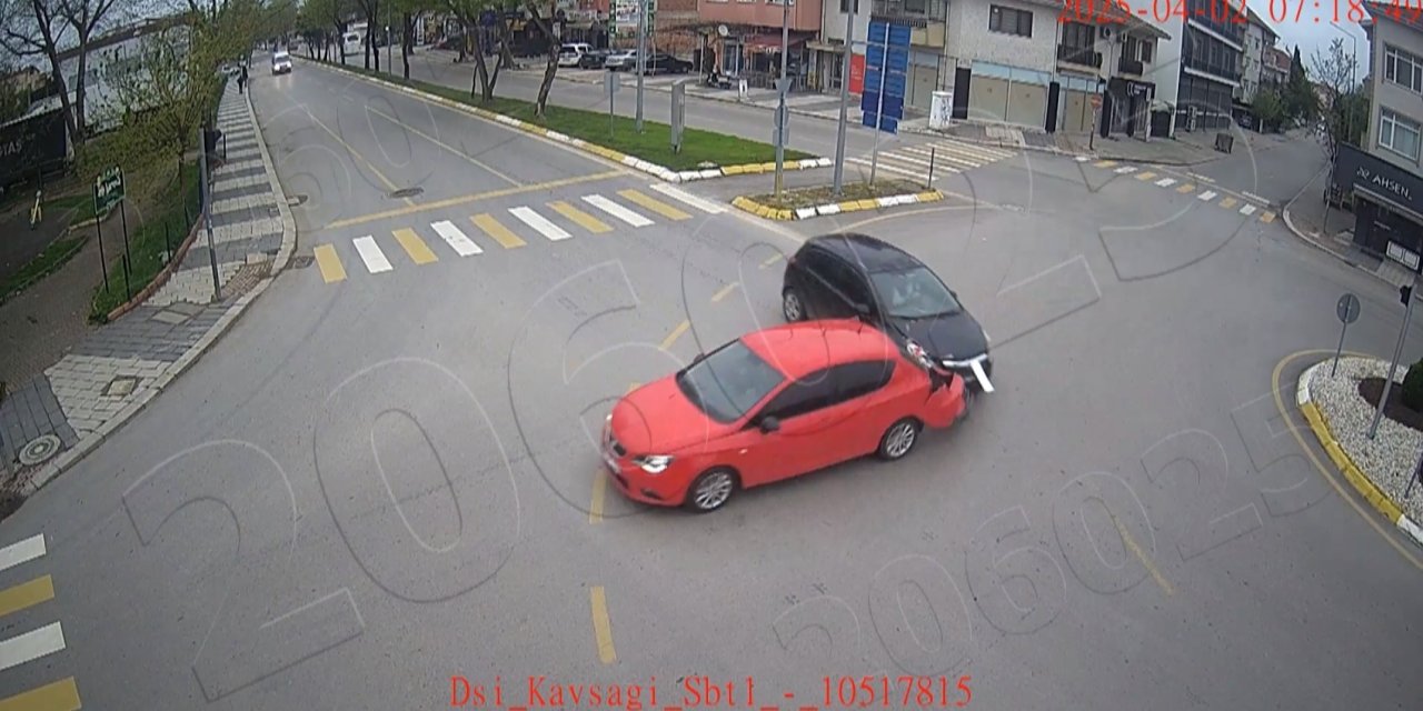 Sakarya'da trafik kazaları KGYS kameralarında