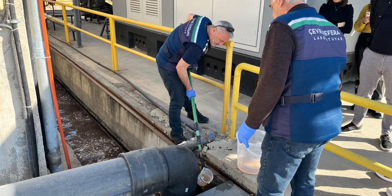 Ceyhan Nehri'ni Kirleten 11 Tesise 10 Milyon Lira Ceza