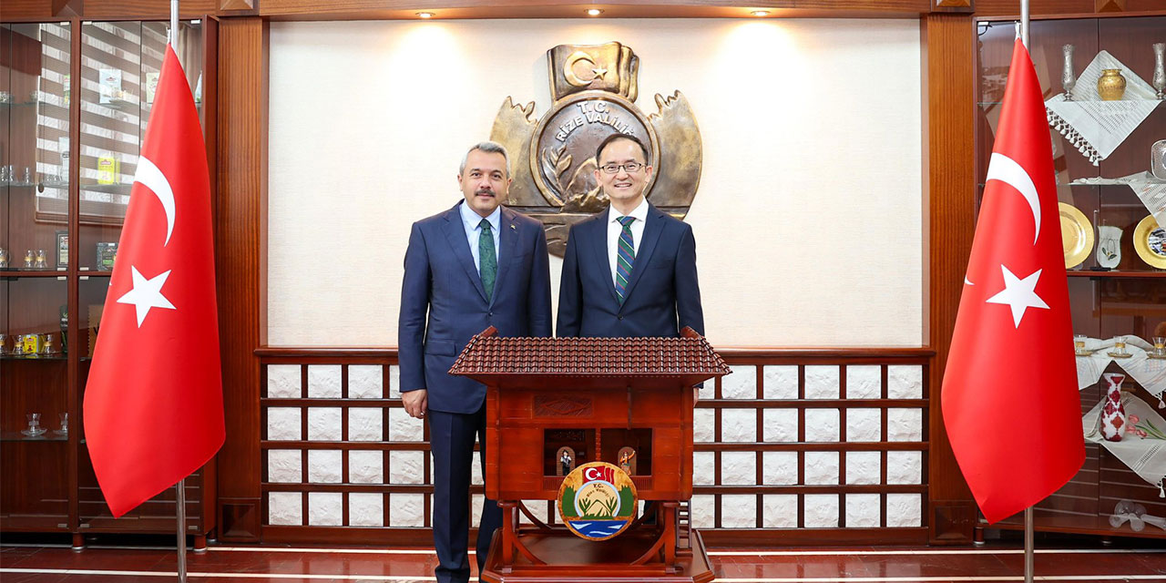 Çin'in Ankara Büyükelçisi Jiang Xuebin, Rize'de