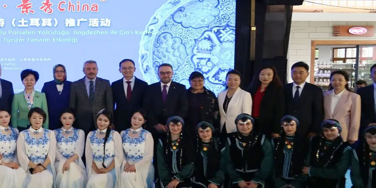 “Çayın Ahengi ve İpekyolu Porselen Yolculuğu” Rize’de Gerçekleştirildi