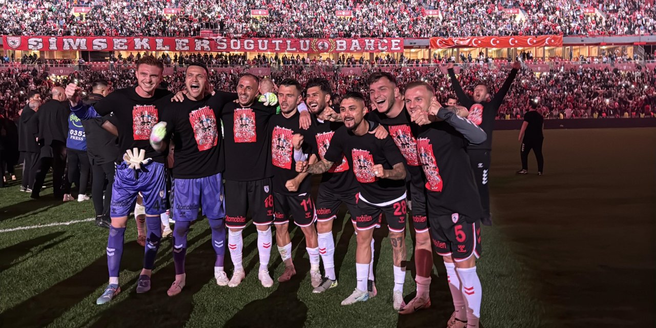 Samsunspor’dan Avrupa kutlaması