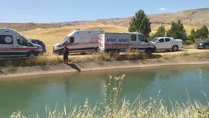 Düştüğü sulama kanalında kayboldu