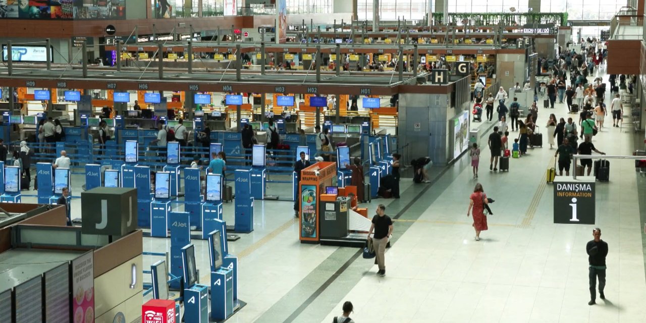İstanbul- Sabiha Gökçen Havalimanı'nda Bayram Yoğunluğu; 815 Uçuş Gerçekleştirilecek