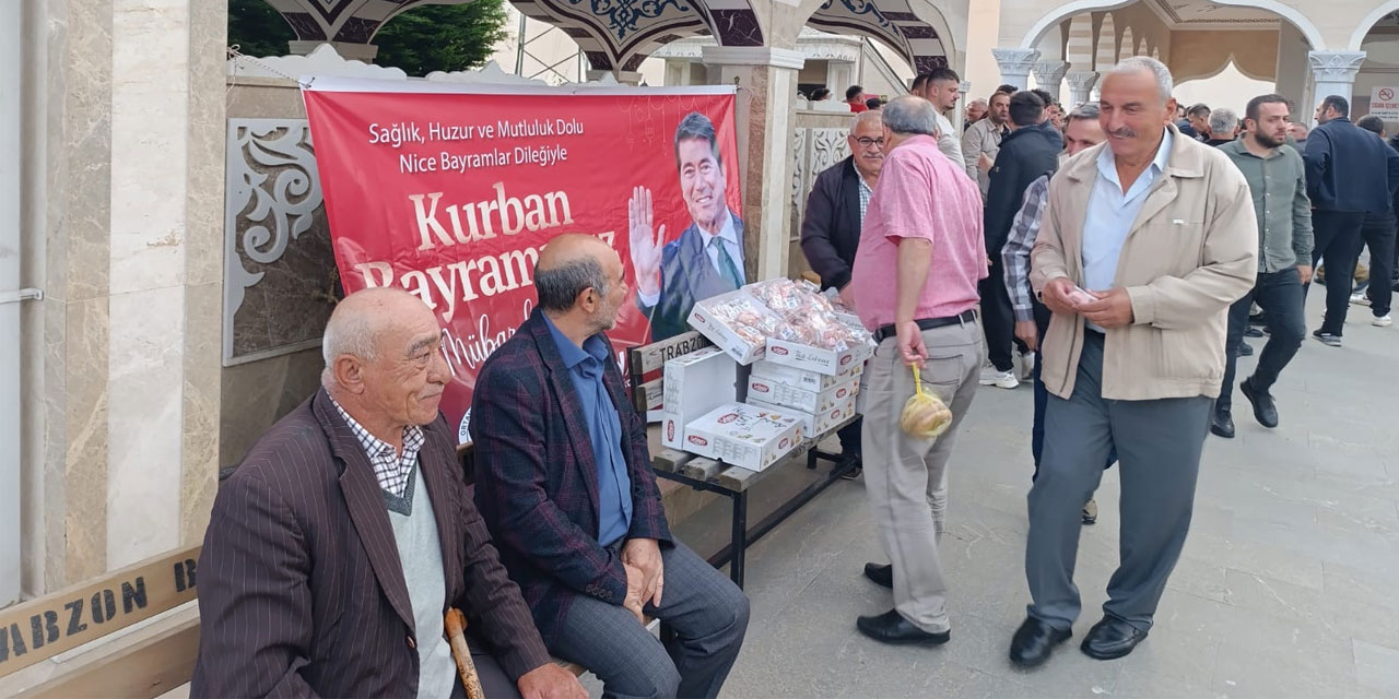 Ortahisar Belediyesi, Bayramın Sevincini Yaşatıyor