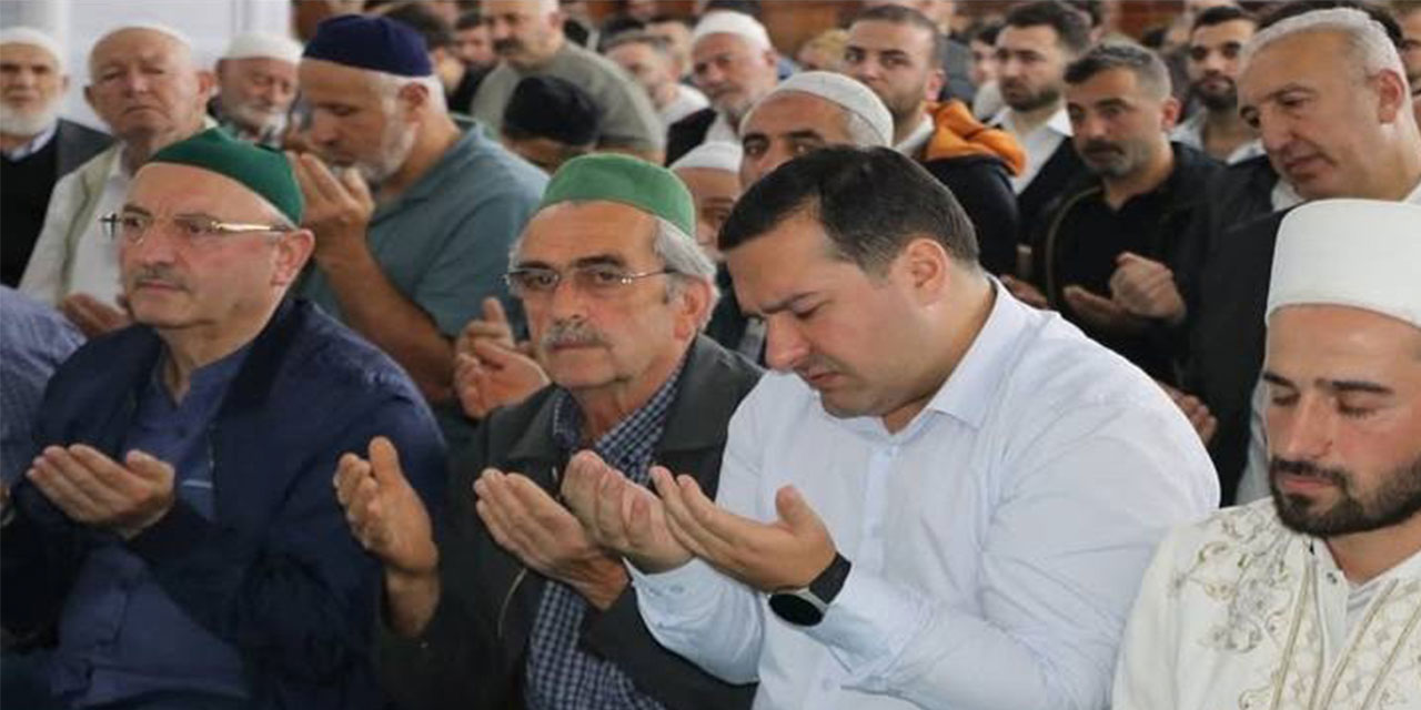 Ardeşen'de Ensar Camii Kurban Bayramı'nda İbadete Açıldı