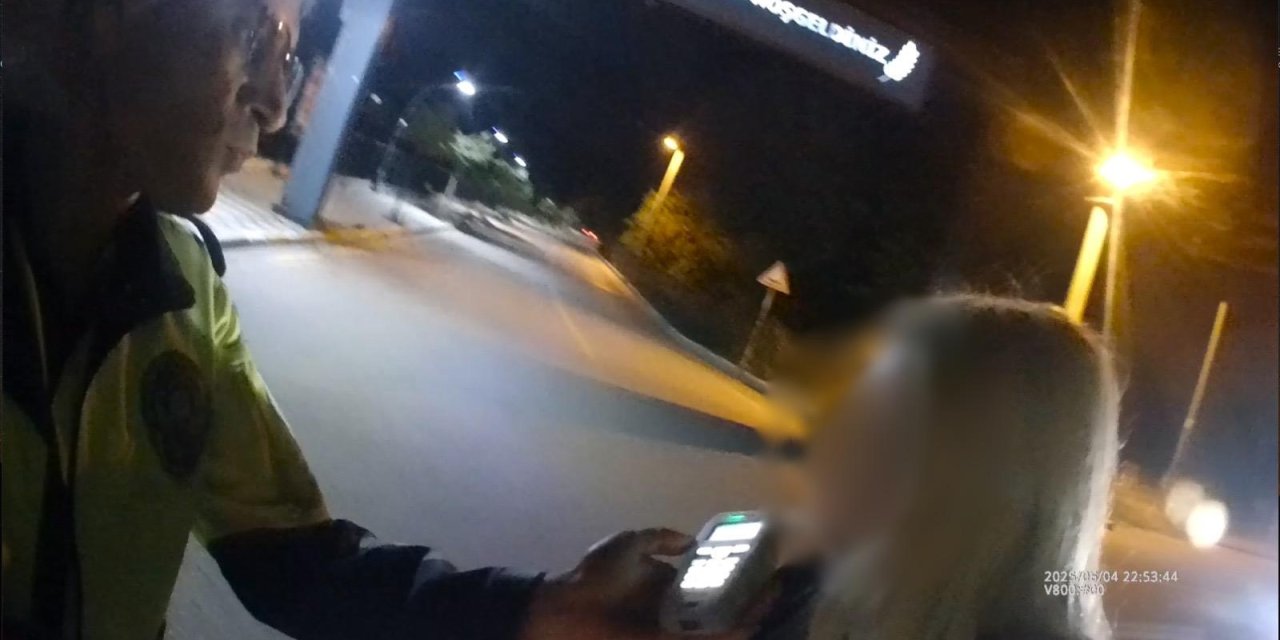 Direksiyon başında uyuyan alkollü sürücünün ehliyetine 2043'e kadar el konuldu