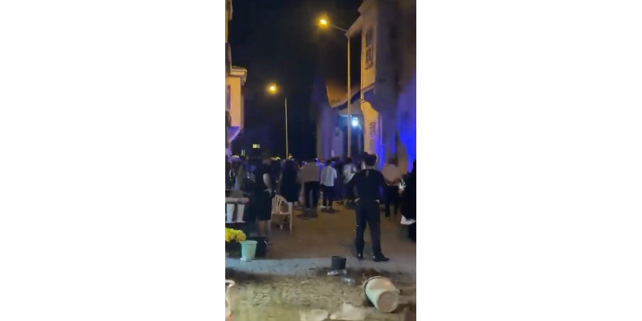 Bursa'da bıçaklı kavga: 2 yaralı