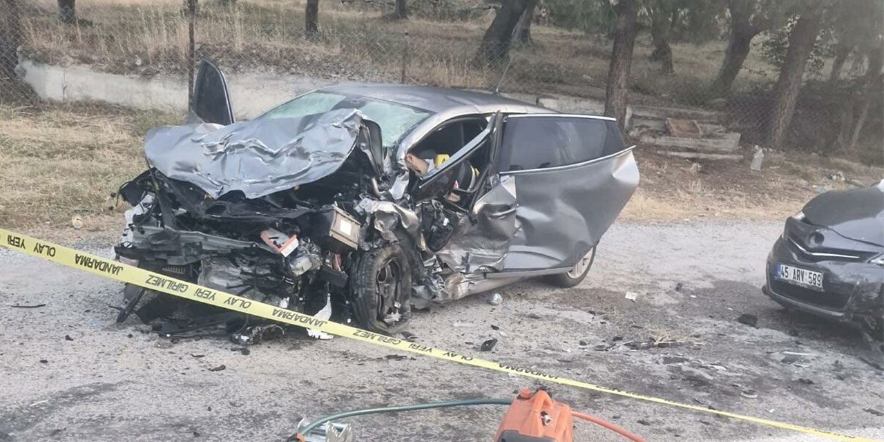 İzmir'de zincirleme kaza: 5 ölü, 2 yaralı