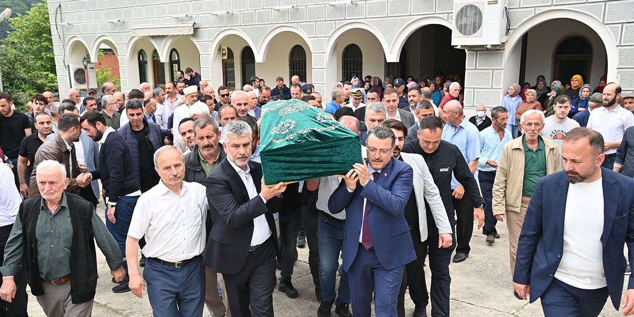 Trabzon'daki selde cansız bedenine ulaşılmıştı; toprağa verildi