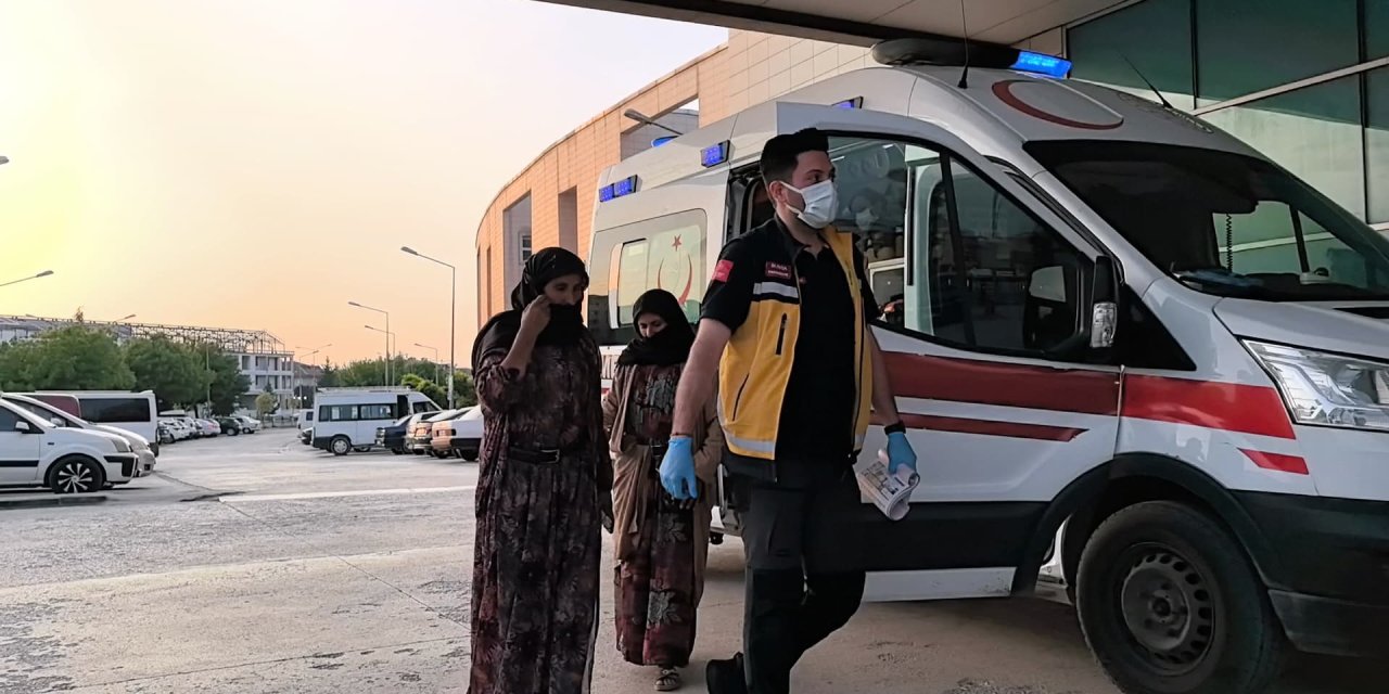 Çadır Kentte Kalan Mevsimlik İşçilere Pilav İkram Etti; 40 Kişi Hastanelik Oldu