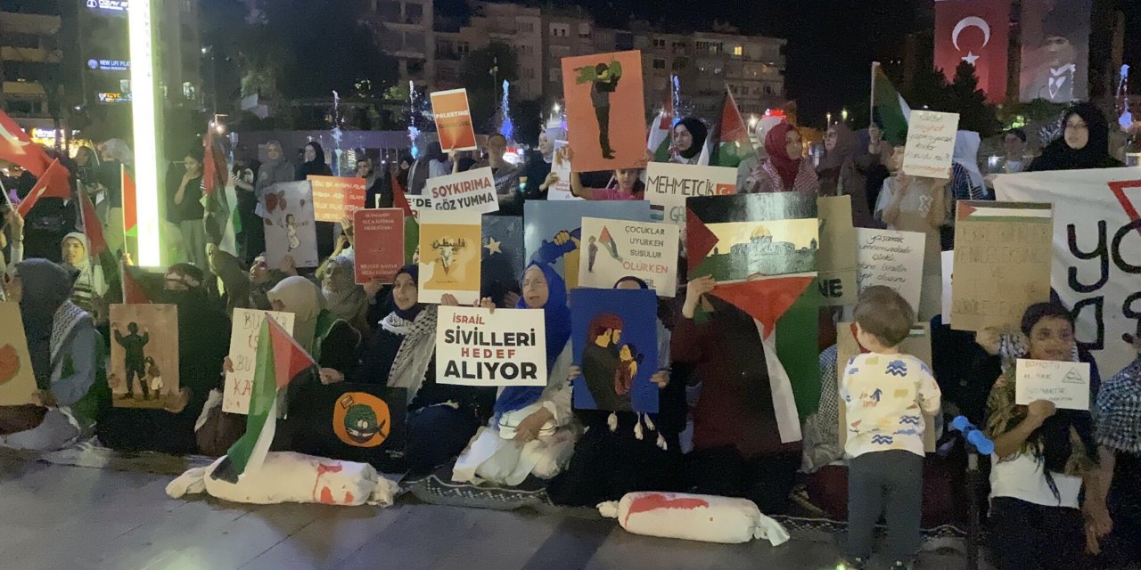Aydın'da Filistin İçin Oturma Eylemi