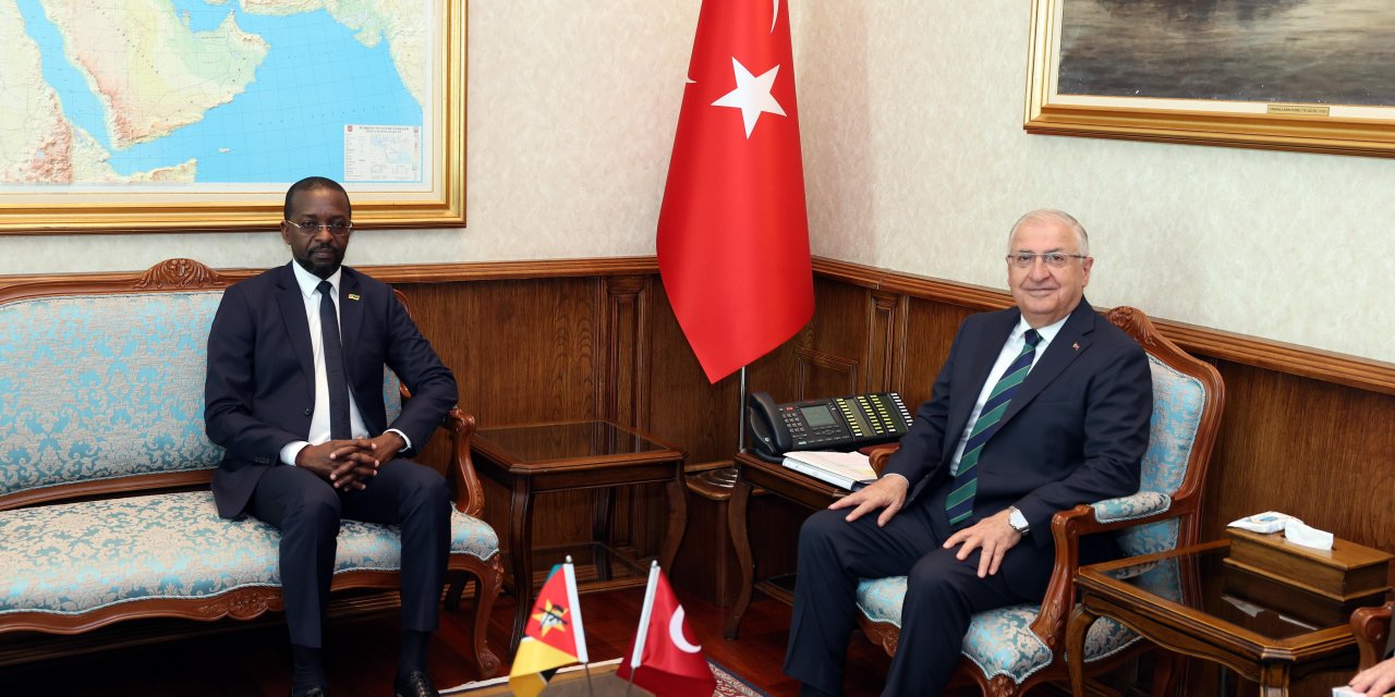 Bakan Güler, Mozambikli Mevkidaşı İle Bir Araya Geldi