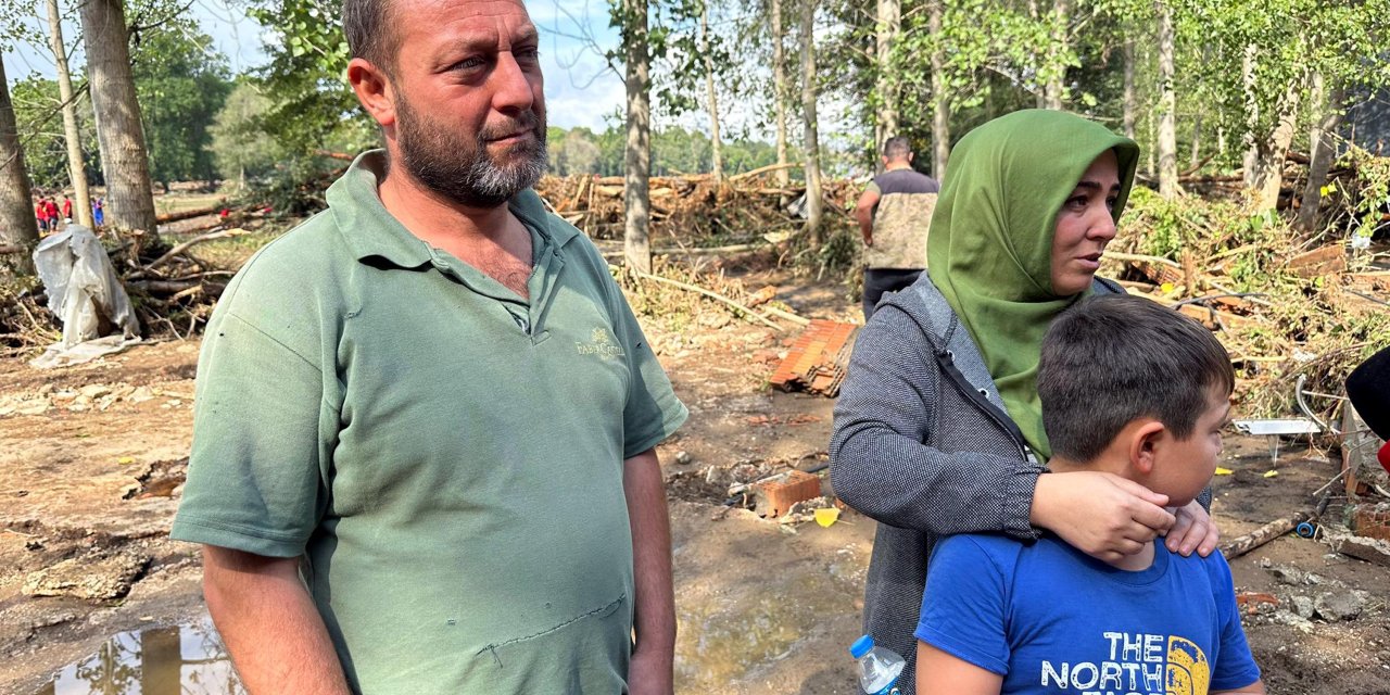 Çiftliğini Basan Selden Kaçarken 1 Kişiyi Kurtardı, 2 Kişinin Kurtarılmasını Sağladı