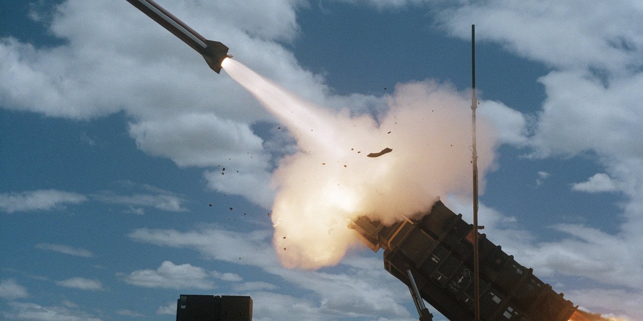 İsrail: İran’a ait balistik füze rampaların yarısını imha ettik