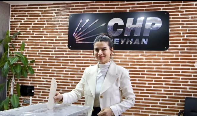 Ceyhan Belediyesi'nde Başkan Vekiliğini Chp'li Aday Kazandı