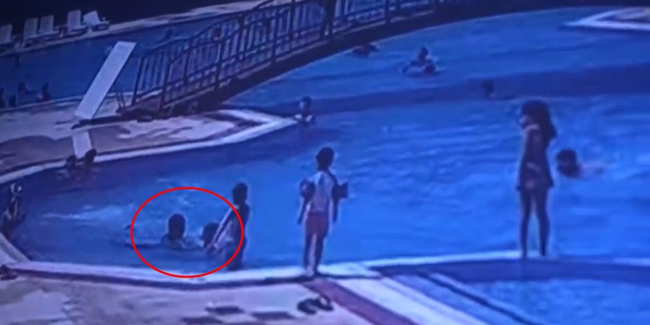 Boğulma tehlikesi geçiren çocuğu cankurtaran kurtardı; o anlar kamerada