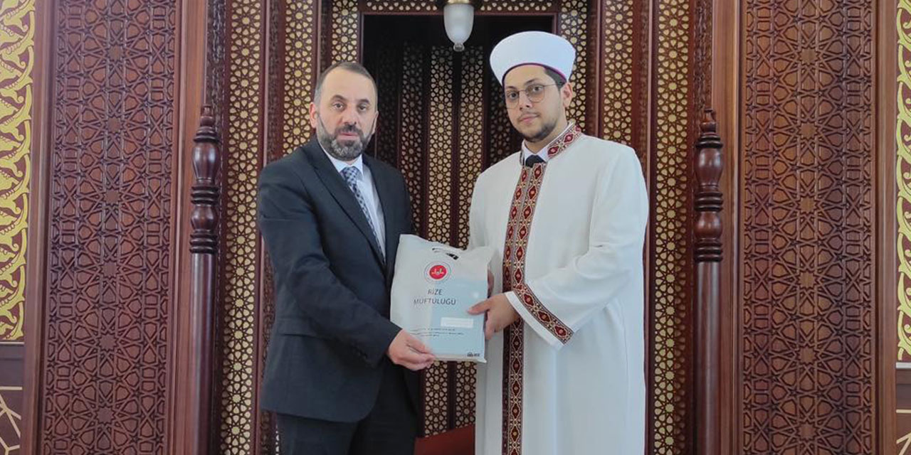 "Etkili Hutbe Sunumu" Yarışmasında Rize Birincisi Yakup Yazıcı Oldu