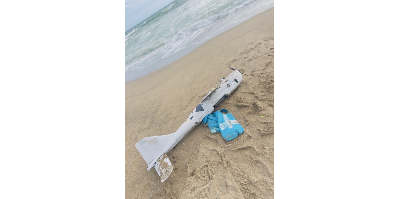 Sakarya'da kıyıya vuran İHA bulundu