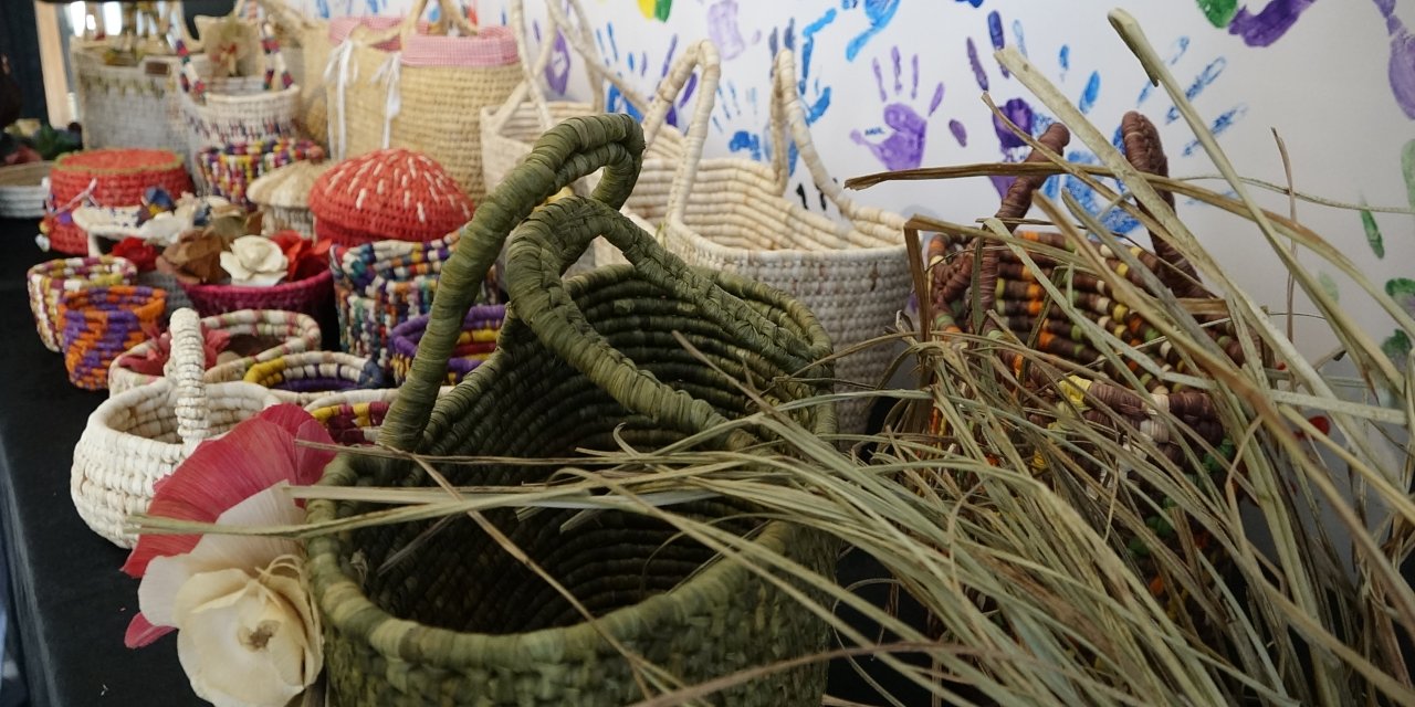 300 yıllık zembil yapımı ile festival renklendi