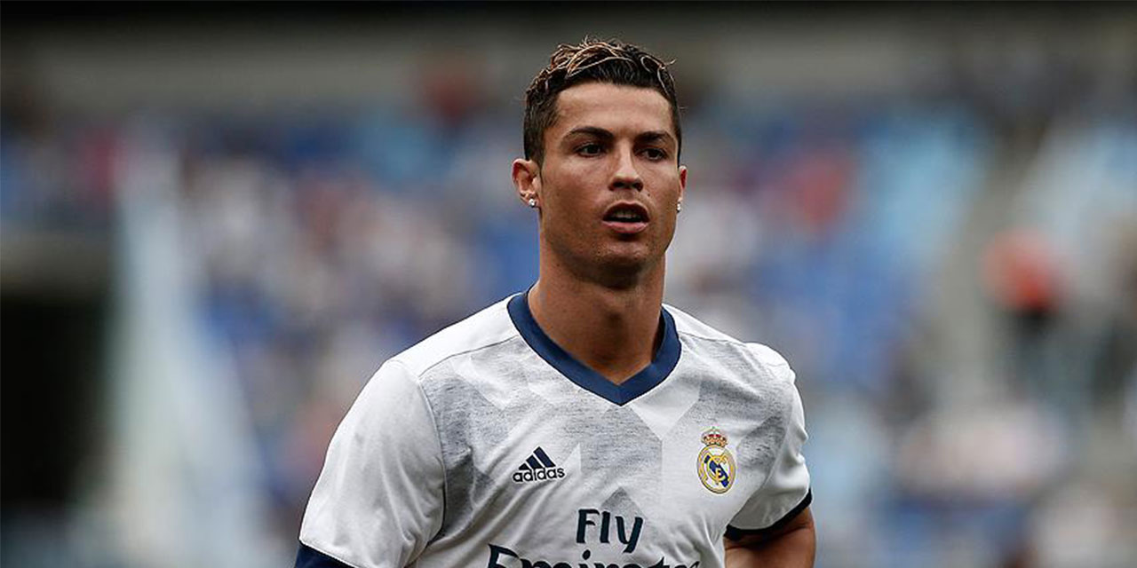 Yılın futbolcusuna verilen "Altın Top" ödülü için adaylar açıklandı