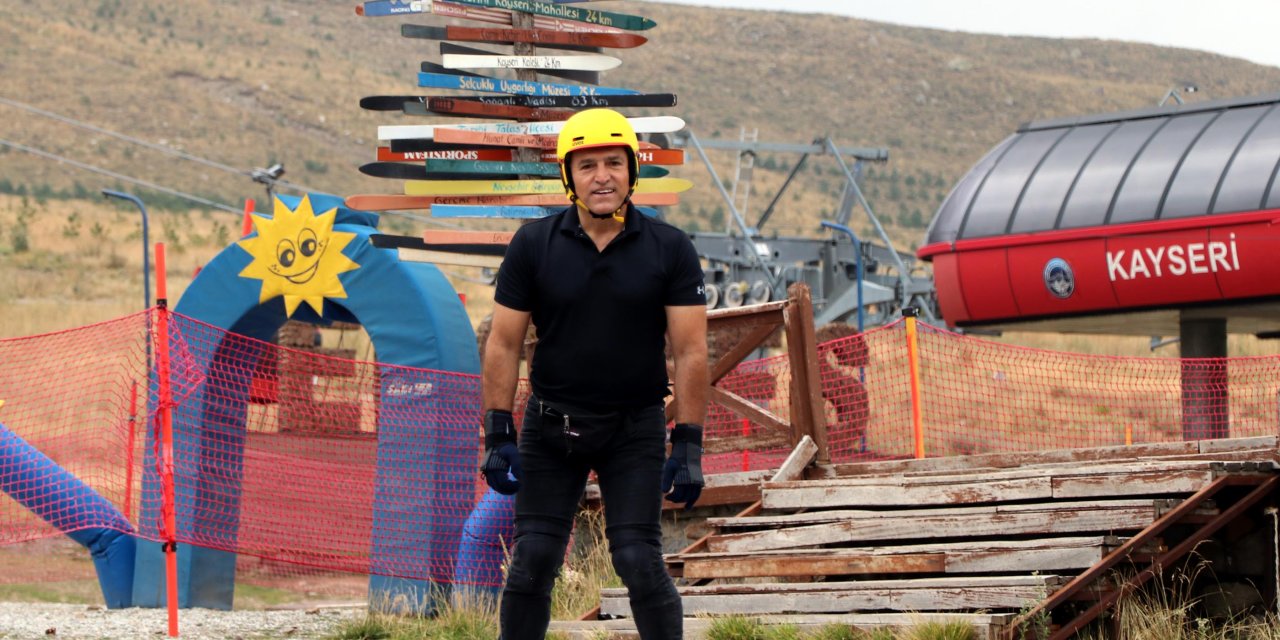 54 Yaşındaki Gurbetçi, Erciyes'ten Şehir Merkezine Patenle İnme Hayalini Gerçekleştirdi