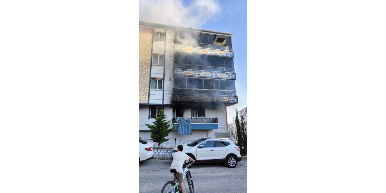 Kırıkkale’de 3 katlı apartmanda çıkan yangında 8 kişi dumandan etkilendi