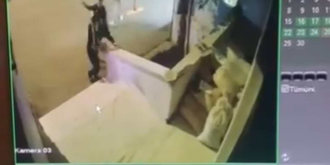 Batman'da Bıçaklı Saldırı Kamerada