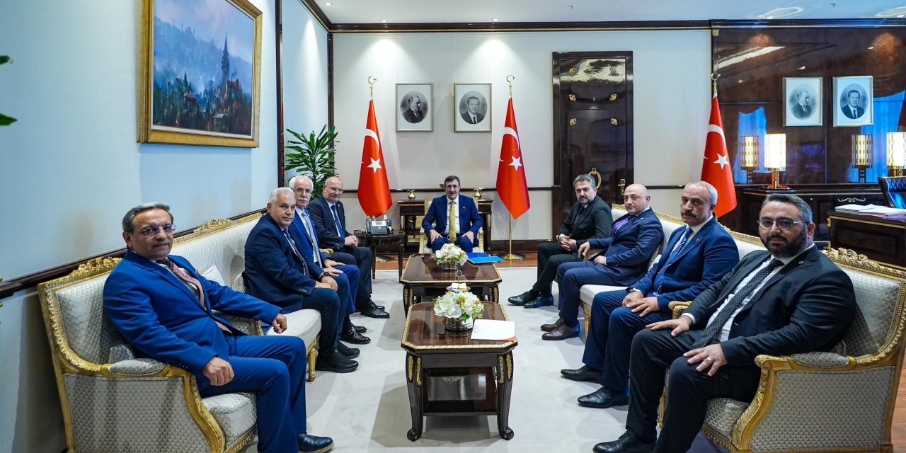 Cumhurbaşkanı Yardımcısı Yılmaz, Ato Yönetimiyle Görüştü
