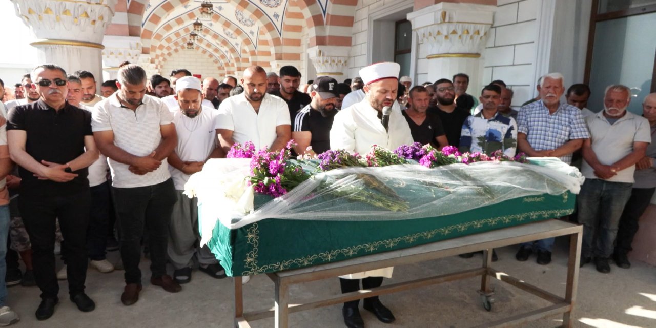 Eski nişanlısı tarafından öldürülen 5,5 aylık hamile Oya'nın cenazesi defnedildi