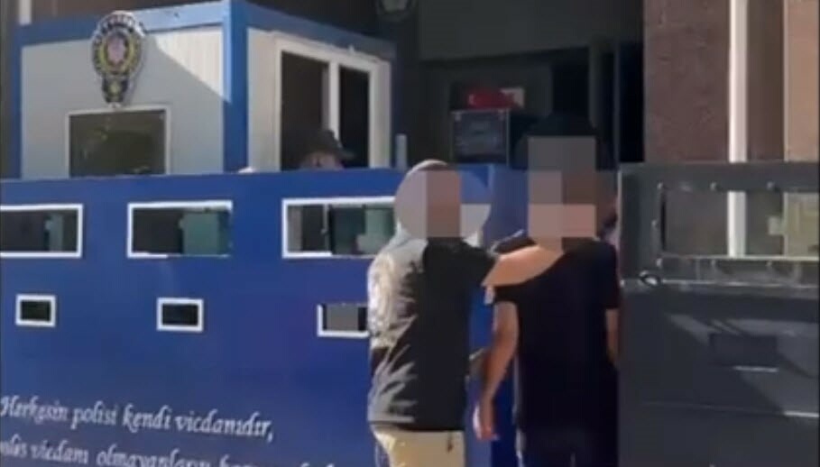 İzmir'de şafak operasyonu: 141 hükümlü gözaltında