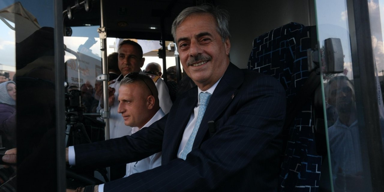 Sakarya'da Metrobüs Hattı 1'inci Etabı Tamamladı, Test Seferleri Başladı