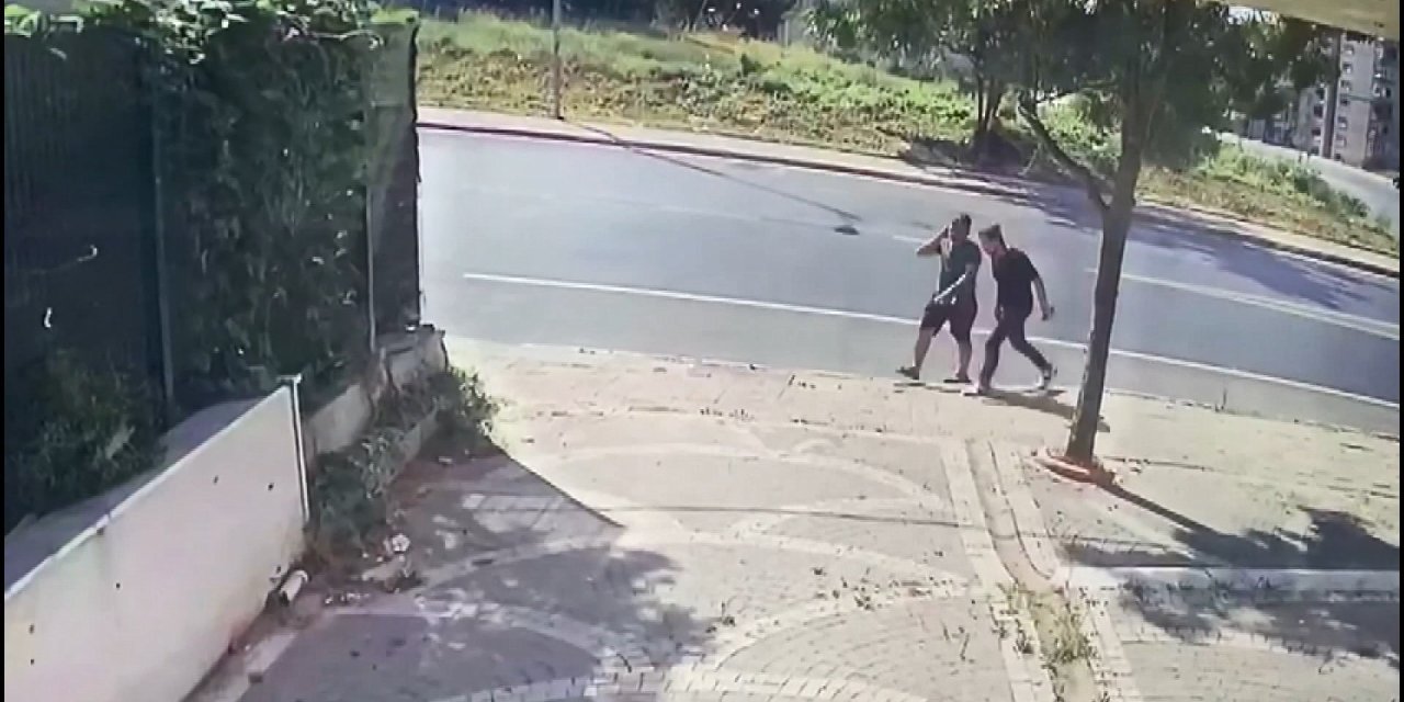 Beylikdüzü’nde 12 Saat Süren Hırsızlık Kamerada