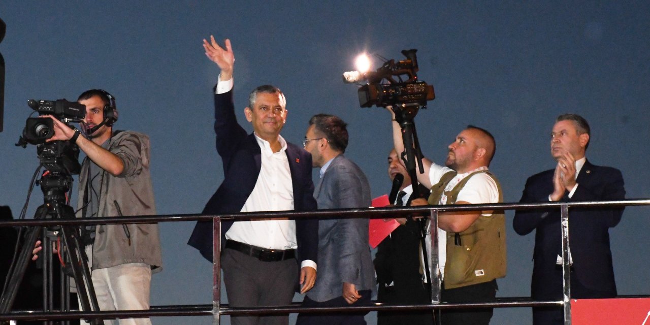 CHP Genel Başkanı Özel: 2 Kasım Pazar günü sandığı getir