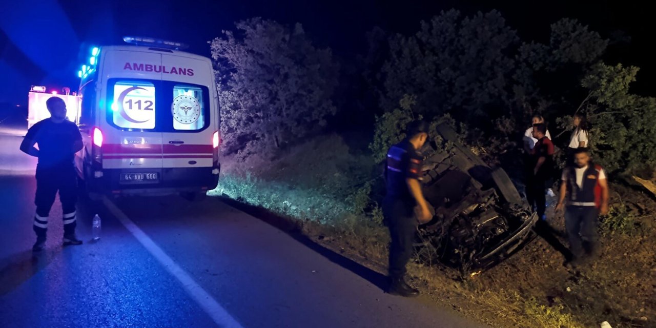 Uşak’ta otomobil şarampole devrildi: 1 ölü, 2 yaralı