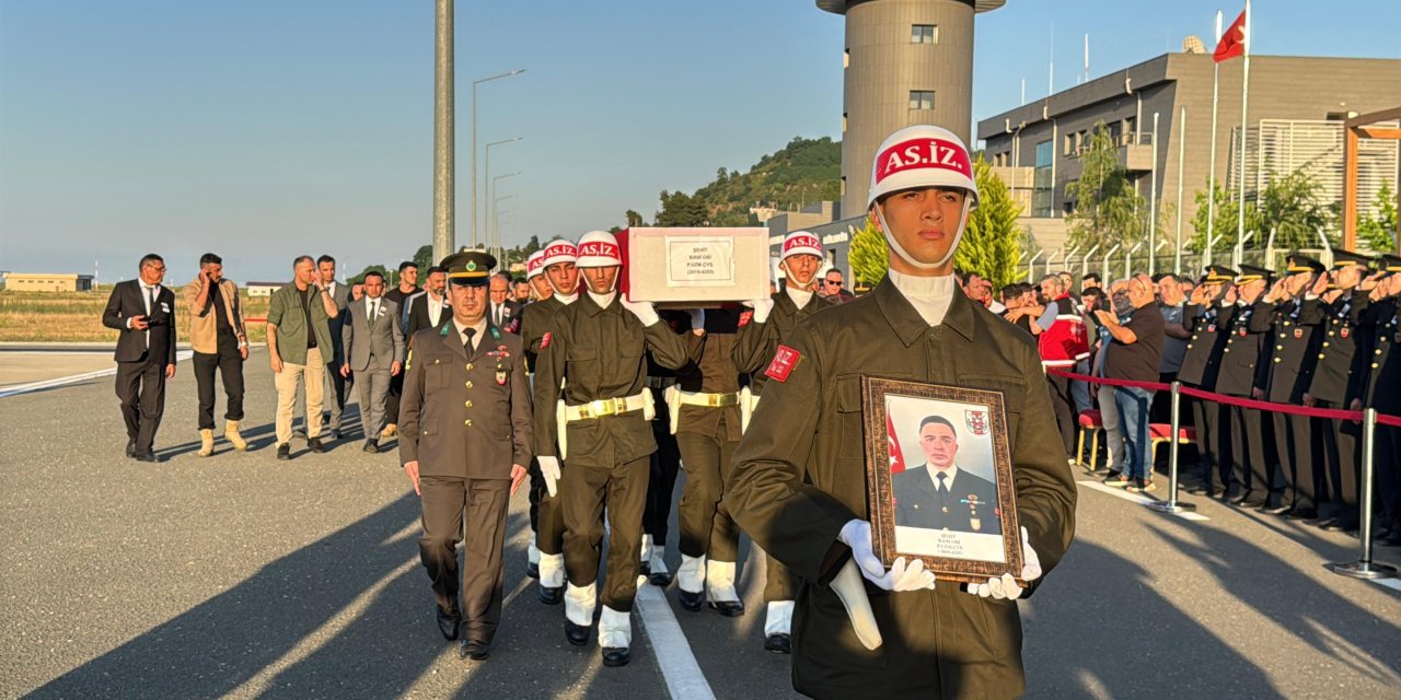 Şehit Uzman Çavuş Obi'nin Cenazesi Memleketi Ordu’ya Getirildi