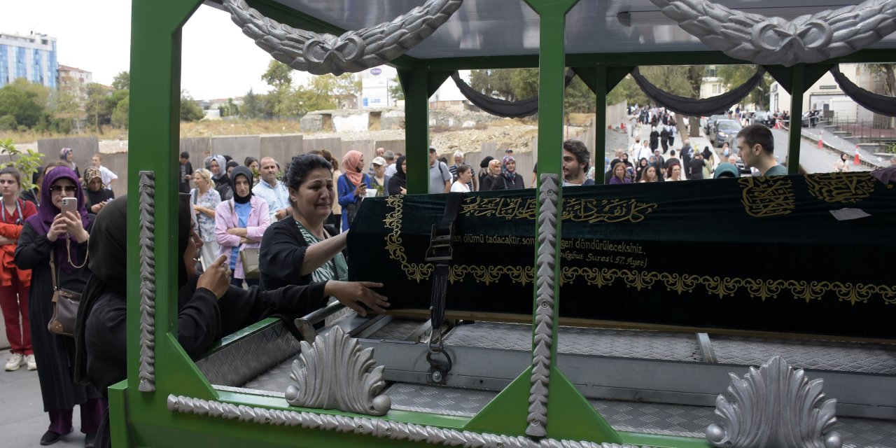 Kırklareli'ndeki Selde Ölen Doktor İle Eşi İçin Hastanede Tören