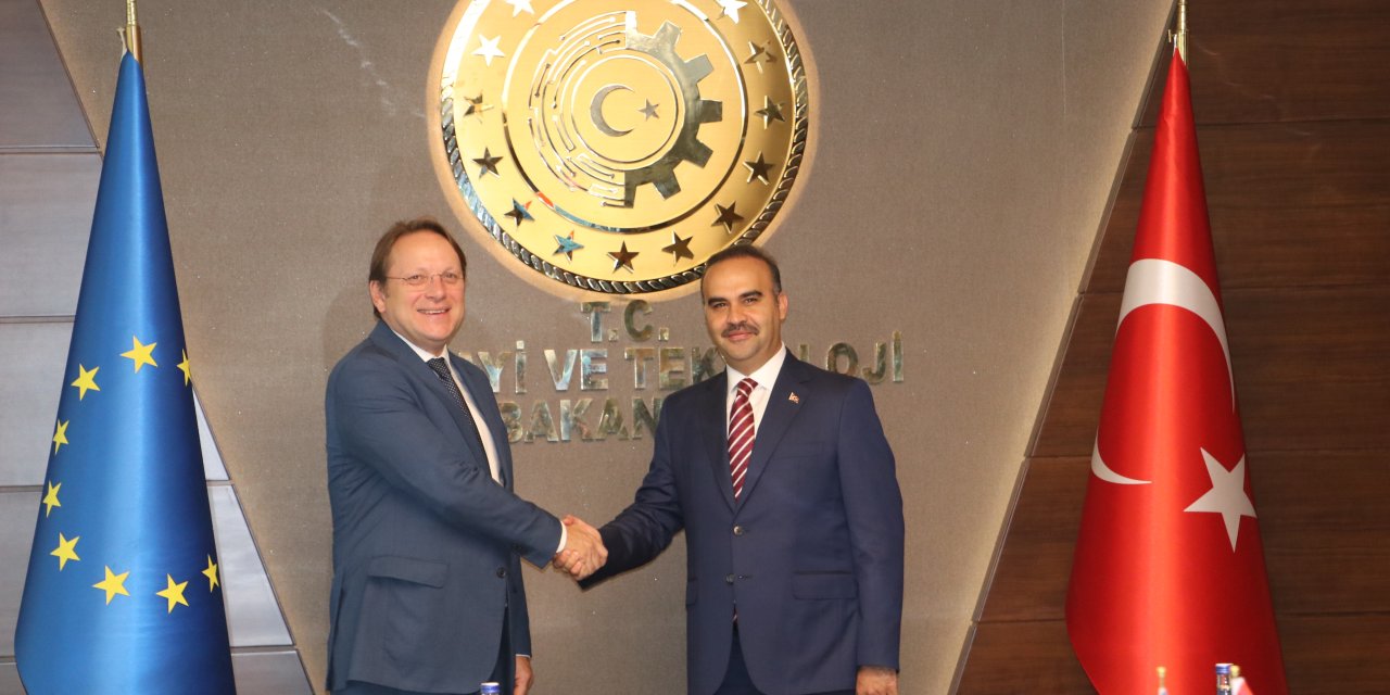 Bakan Kacır: Arzumuz, Ab'nin Vize Serbestisi İçin İlerleme Kaydetmesi