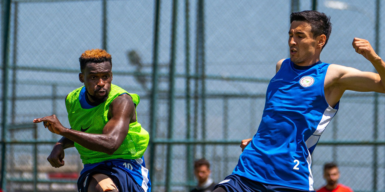 Çaykur Rizespor Erzurum Kampında Çalışmalarını Sürdürüyor