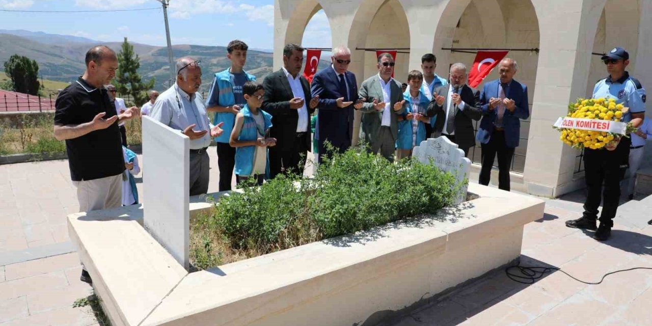 Abdulvehhap Gazi Ve Beyböyrek Dualarla Anıldı