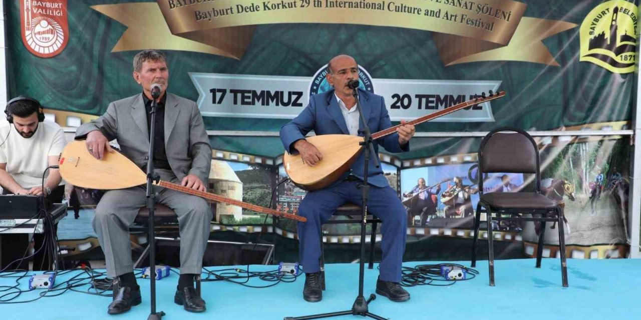 Bayburt’ta Yerel Ozanlar Konseri ve Aşıklar Şöleni düzenlendi