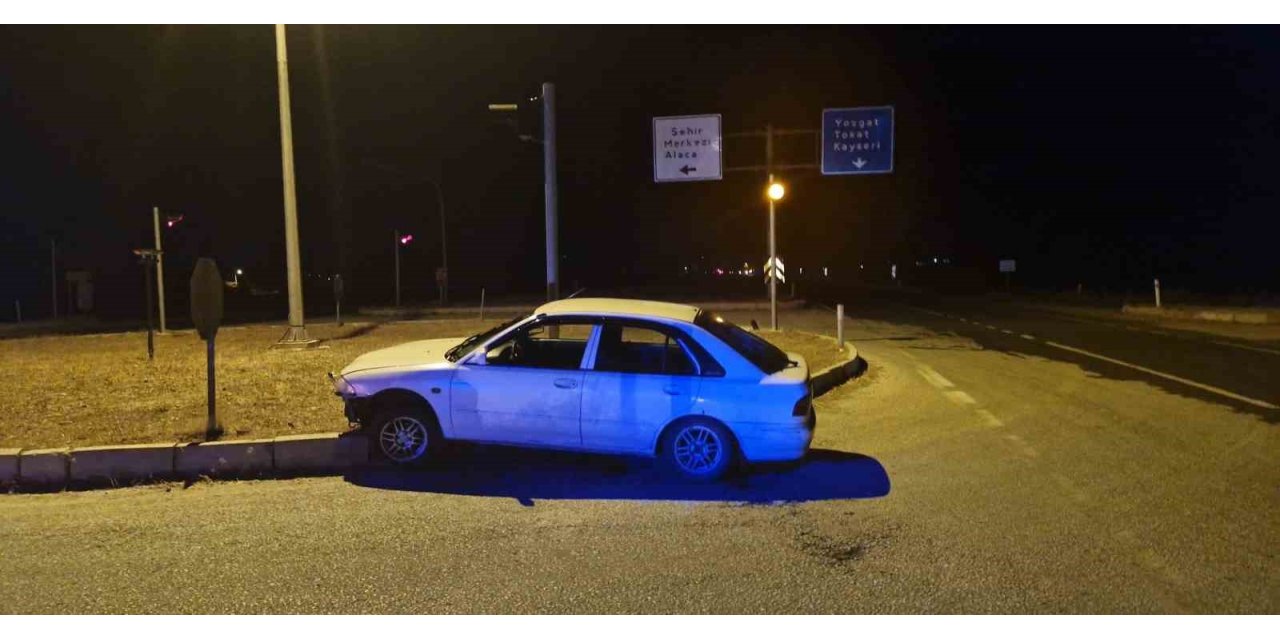 Ehliyetsiz sürücü kaza yaptı: 37 bin lira ceza