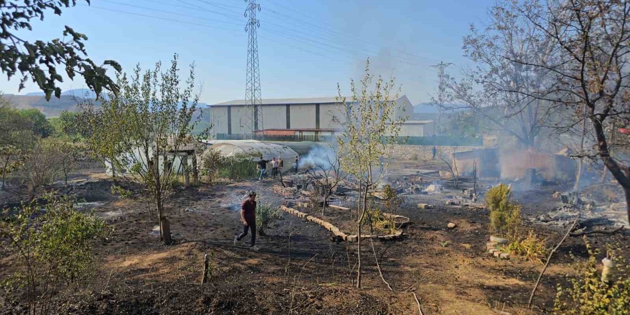 Karabük’te ikinci yangın: Evler ve seralar zarar gördü